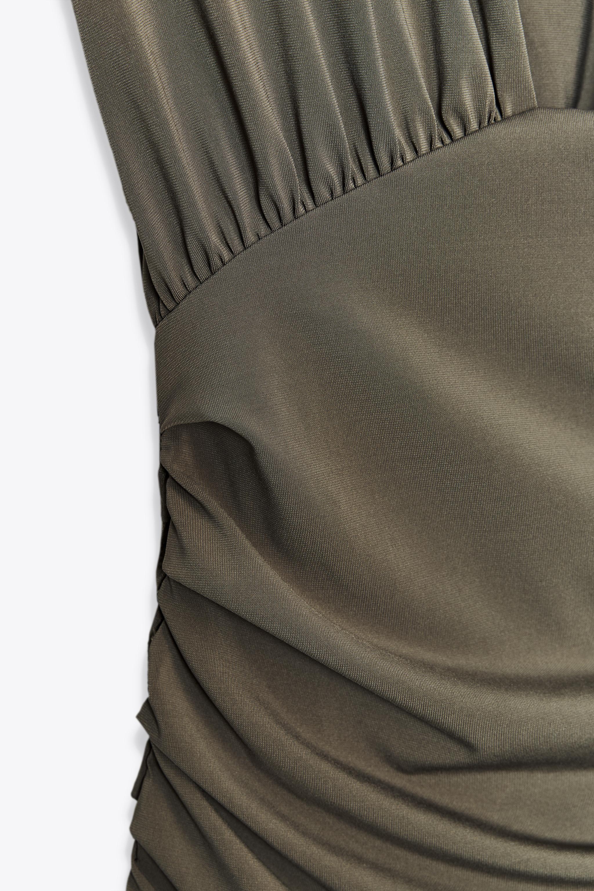 SHORT DRESS WITH SHOULDER PADS